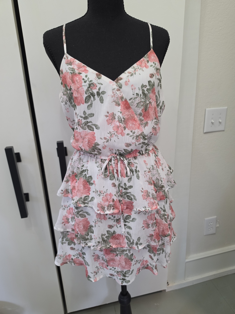 Trixxi Floral Spaghetti Strap Dress - White & Pink